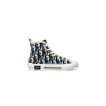 Men Sneakers - H561