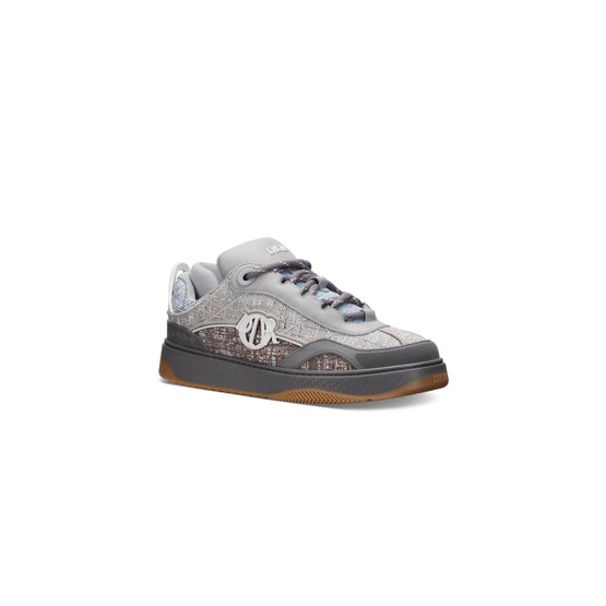 Men Sneakers - H884