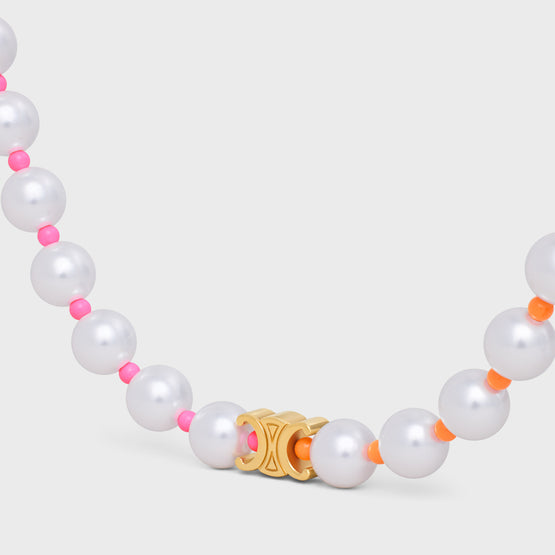 PEARL NECKLACE IN BRASS & RESIN PEARL