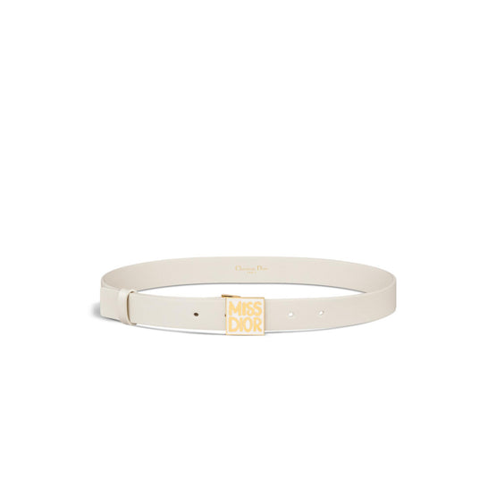 Women Signature- M030