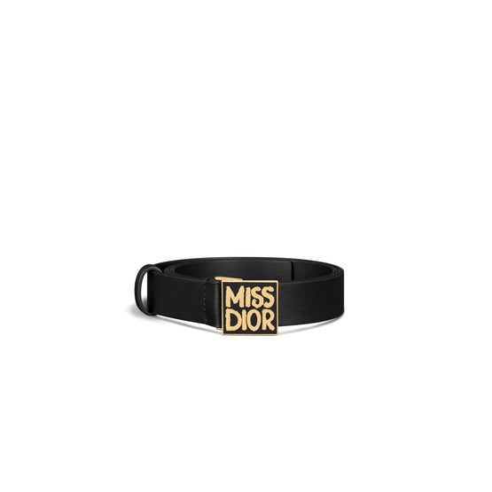 Women Signature- M900