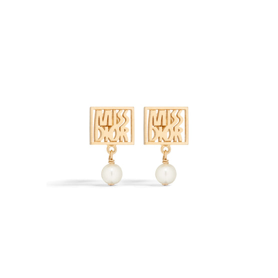 Women Earrings- D301