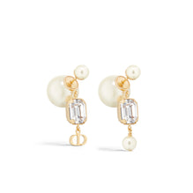 Women Earrings- D03S
