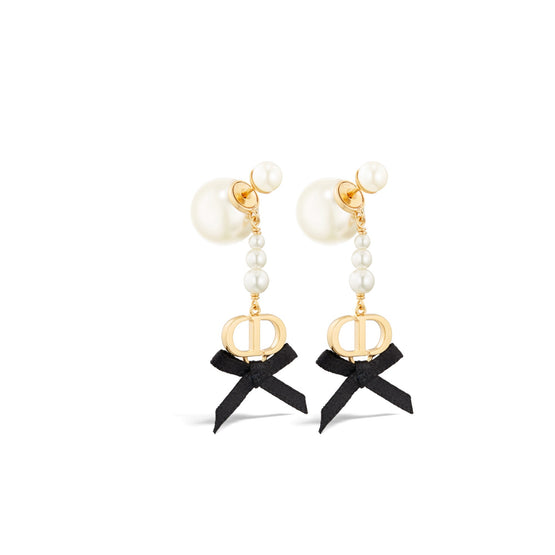 Women Earrings- D301