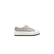 Women Sneakers - S10W